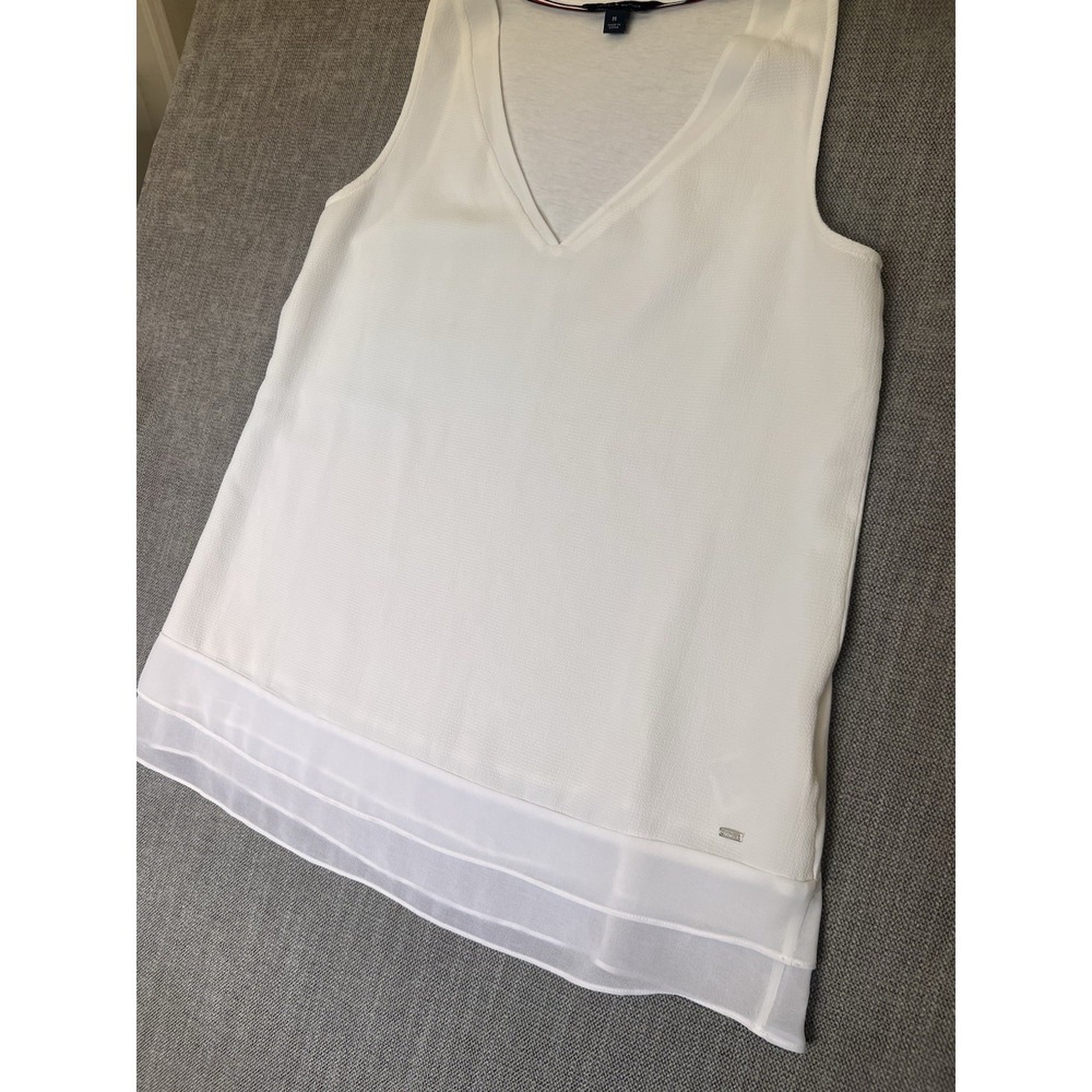 Tommy Hilfiger Women's White Sleeveless V-Neck Chiffon Hem Top M - Picture 2 of 9